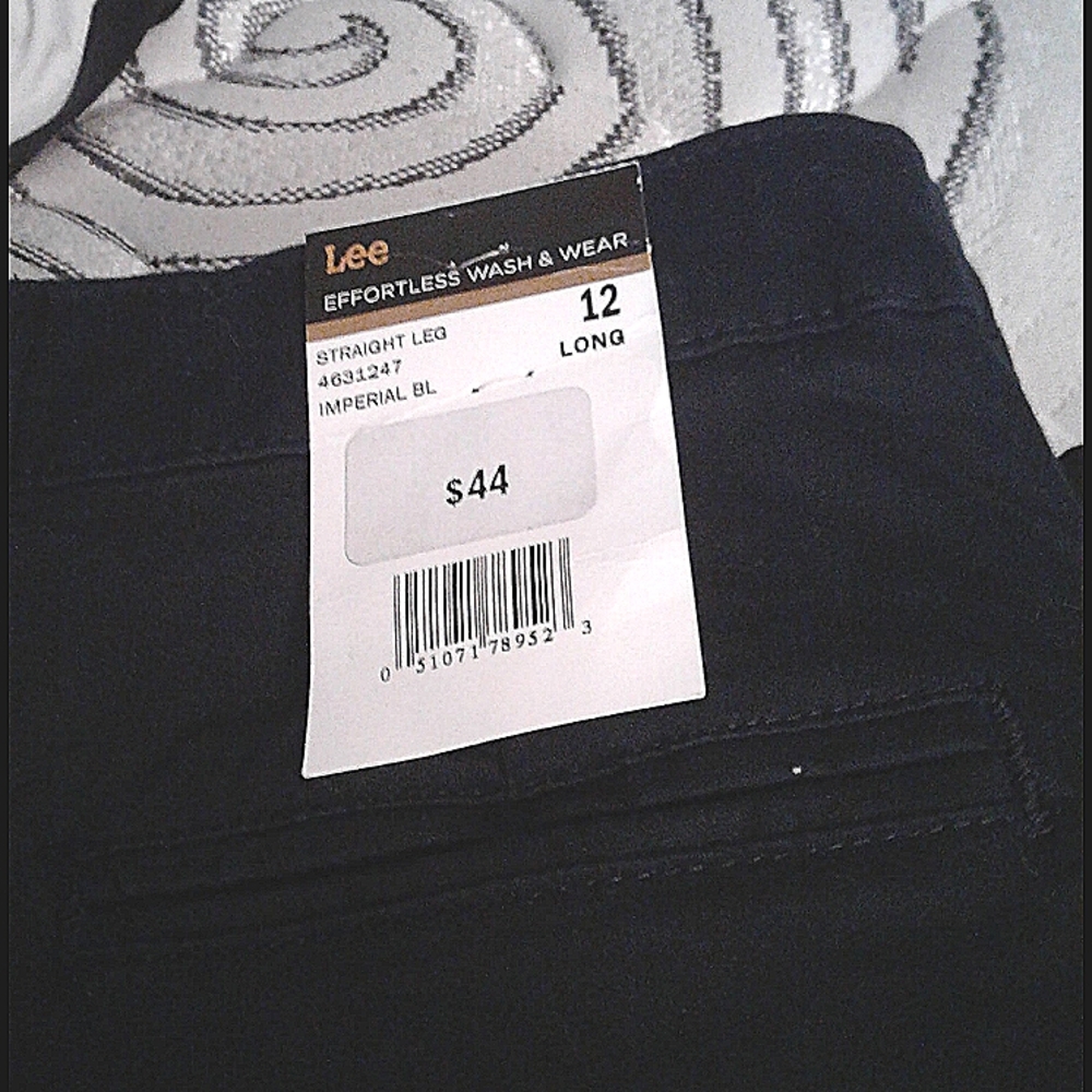 Lee effortless wash and wear